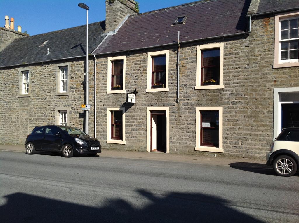 Bed And Breakfast At 4 Thurso Exteriör bild